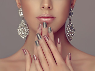 Learn more about the most beautiful pink and grey nail designs